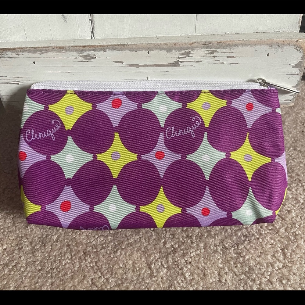 NWOT Clinique Cosmetic Bag
